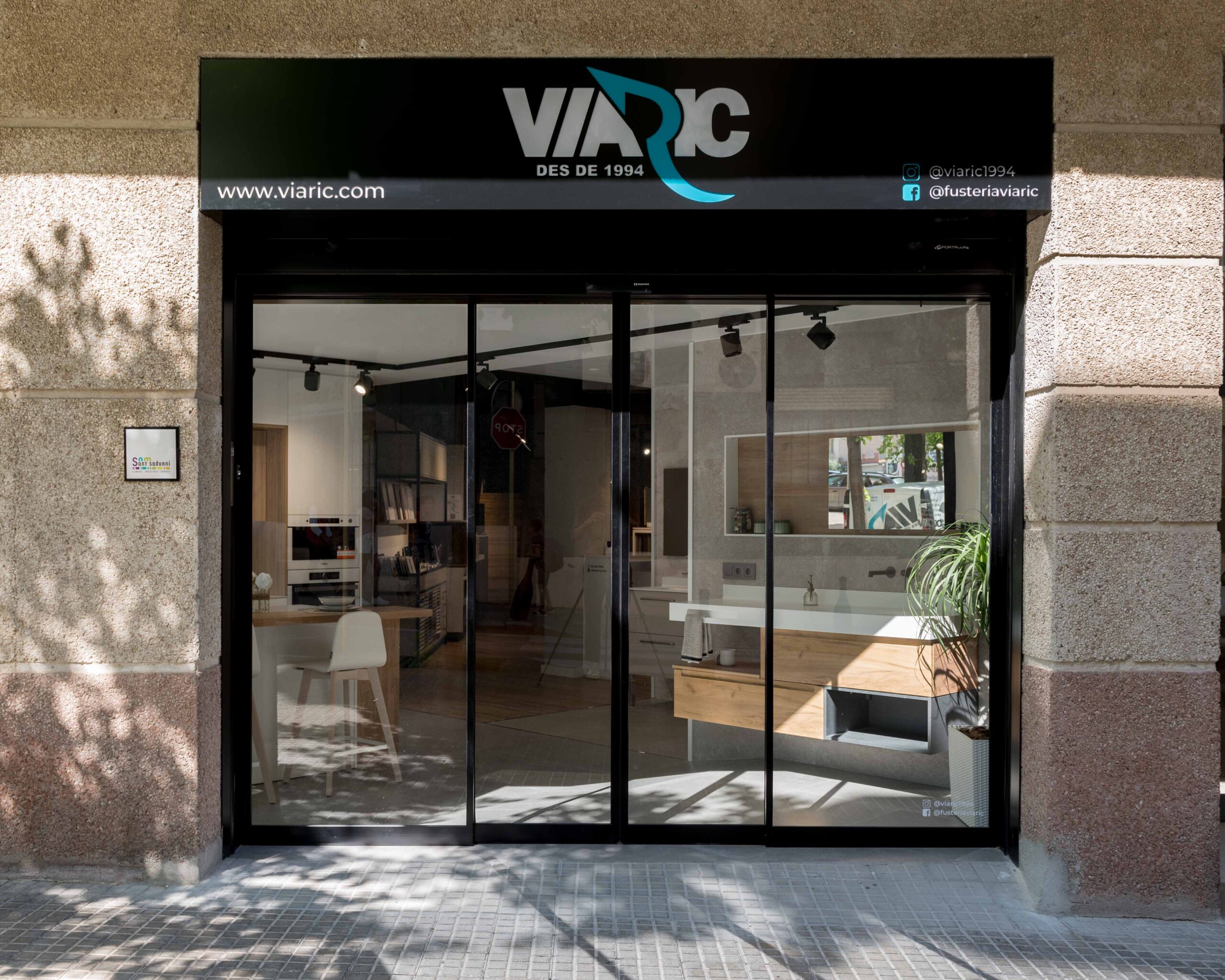 E127149D-B838-497B-BB0F-8979B275DB86